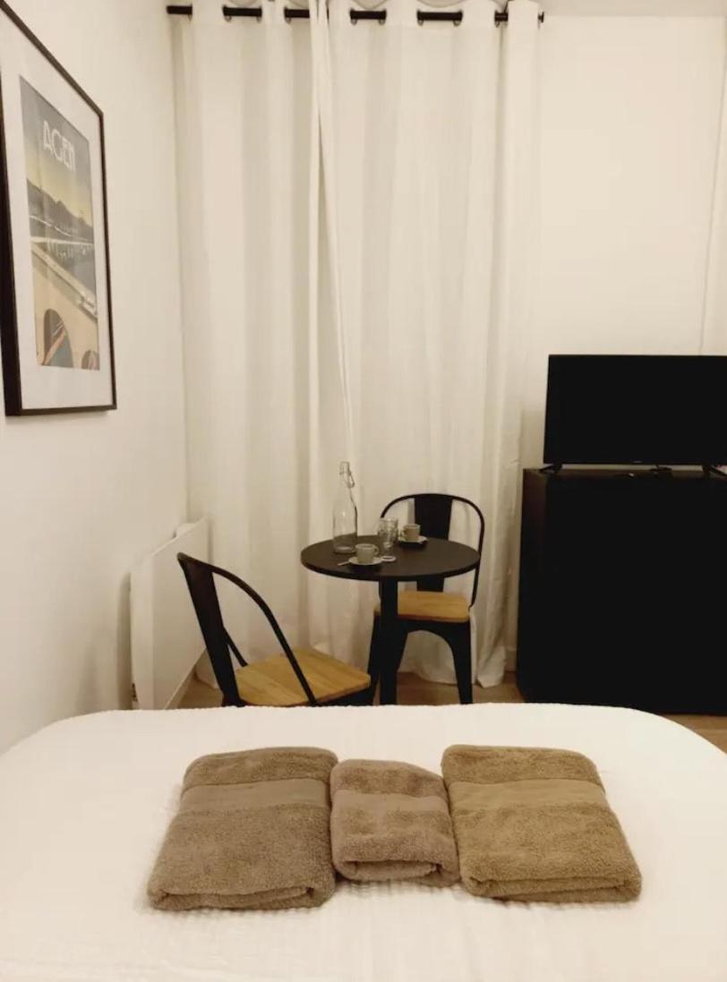 Le 29 Cuty, Wifi, A 3Min De La Gare Sncf Lägenhet Agen Exteriör bild